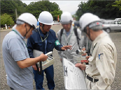 現場での実技研修