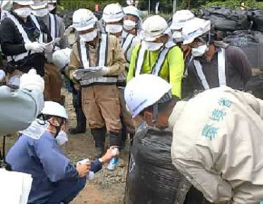 保管容器補修方法の実演