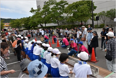 小学生によるギネス挑戦［2017年8月27日撮影］