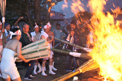 麓山神社火祭り（富岡町）[2019年8月15日撮影]