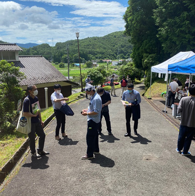 祭事会場受付の様子