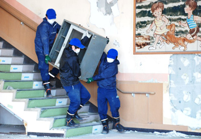 清掃・什器運搬