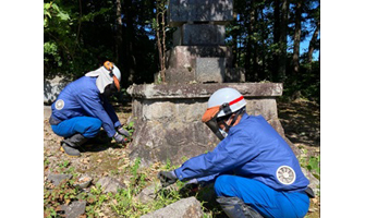 墓地除草のお手伝い